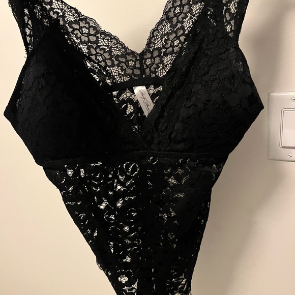 Marilyn Monroe Black Lace Bodysuit - Picture 2 of 2